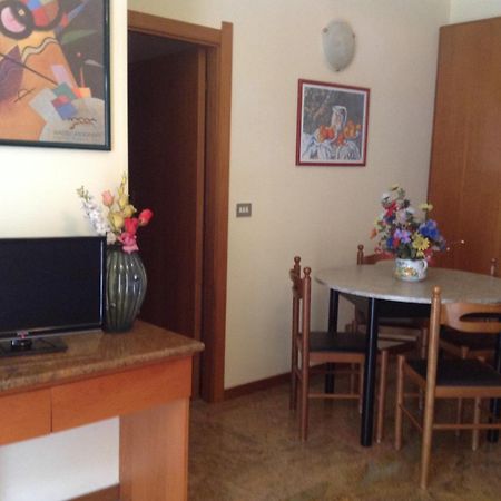 Residence 7 Bello San Benedetto del Tronto Room photo